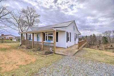 Beautiful Views & Gas Grill: Sparta Getaway!