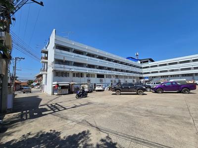 RATANASIRI HOTEL