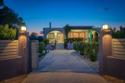 Filios Villa
