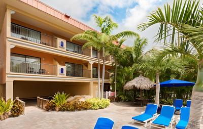 Coconut Cove All-Suite Hotel