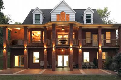 Bright Oasis on Lake Hartwell w/ Boat Dock!