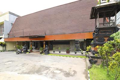 RedDoorz @ Solo Street