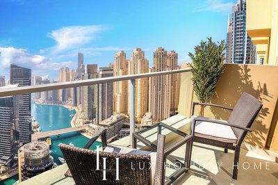 LUX The JW Marina Studio 4