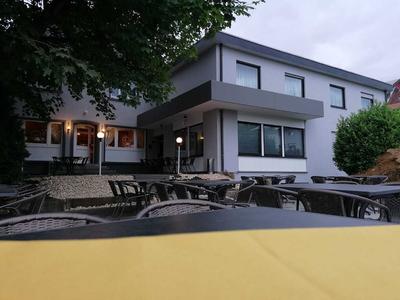 PiPaBu Restaurant & Hotel