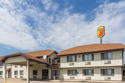 Super 8 by Wyndham Morris, Photo 2