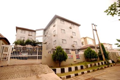 Silverland Hotel and Suites