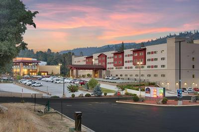 The Hotel at Black Oak Casino Resort