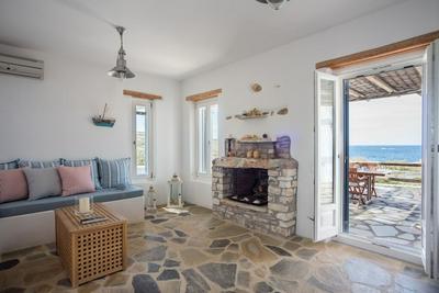 Seaside Villa Costal Vibes Walk to Beach