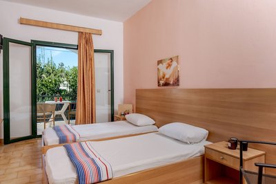 Odysseas Studios with Private Pool