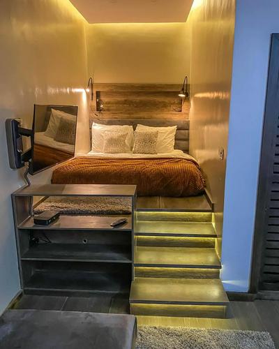 Le Noir Studio Apt Ikoy