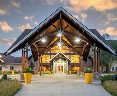 Honey Creek Resort