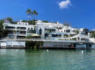 Marina Palace Teques