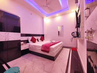 Hotel Hanuman Palace Ayodhya