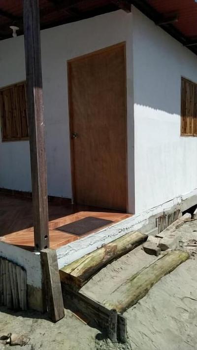 Urantia Beach Hostel & Camping