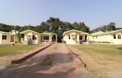 OYO 30450 Aamrapaali Water Park