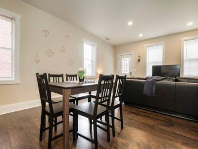Spacious 3BR House w/ Backyard in NULU CozySuites