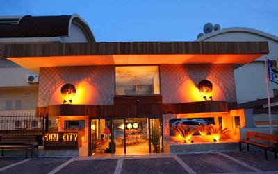 Sun City Apartments & Hotel