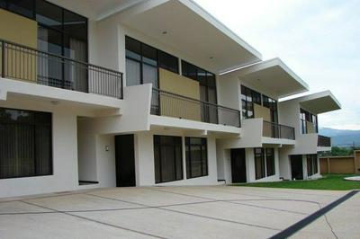 Residencias Villas Torres del Campo