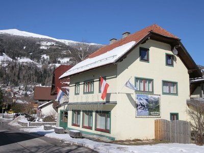 Cozy Apartment in Sankt Margarethen im Lungau near Ski Lift