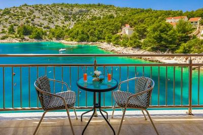 Silva - With Pool and Great View - H