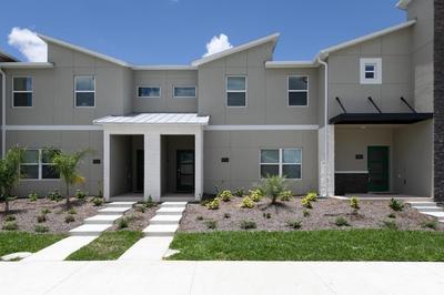 Stylish Townhome Near Disney
