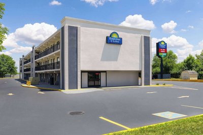Days Inn & Suites by Wyndham Indianapolis Airport East, Zdjęcie 2