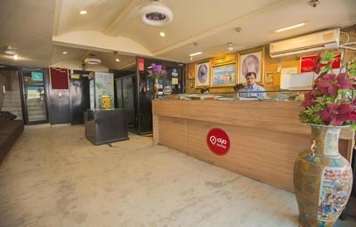 OYO 703 Hotel Shahi Palace