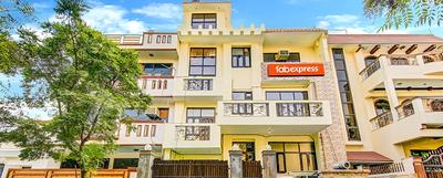 FabHotel The Everest 43