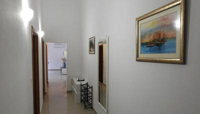 Expansive Ciovo Apartment With Sea-views, Balcony and Outdoor Dining