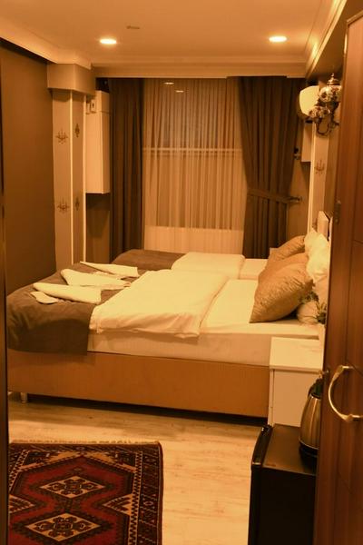 Boutique California Hotel