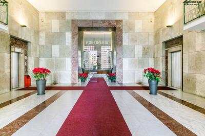 Grattacielo Ina Apartments