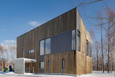 Yanagi House by Hokkaido Tracks