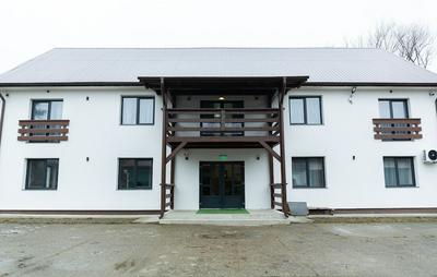 Frasin Studios-6 km to Voronet Monastery