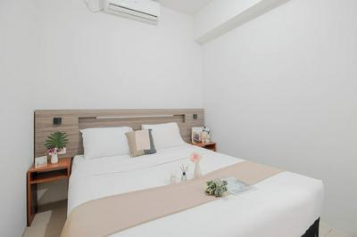 Cozy Living 2Br Apartment At Vittoria Residence