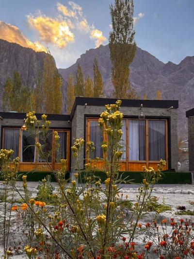 Yeti Resort Hunder