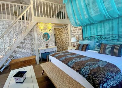 PortaDelMare Deluxe Suites