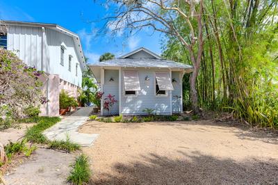 Waterfront Stuart Oasis w/ Hot Tub & Dock!