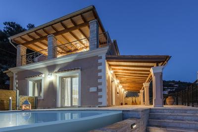 Villa Frosso Large Private Pool Walk to Beach Sea Views A C Wifi Car Not Required - 556