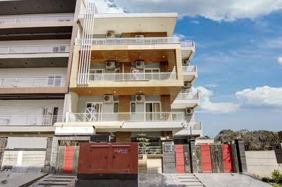 The Palm Suites