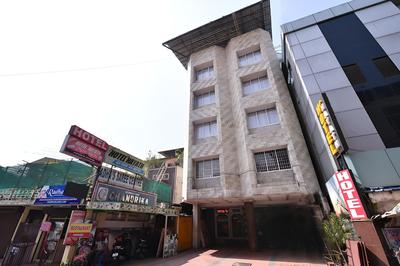 OYO 11328 Hotel Chandrika Residency