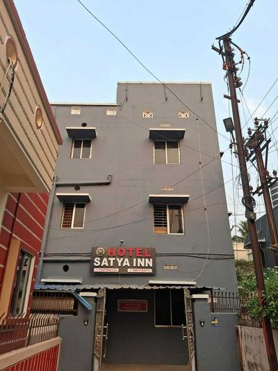 Hotel Satya Inn
