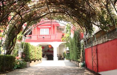 Royal Night Bazaar Hotel