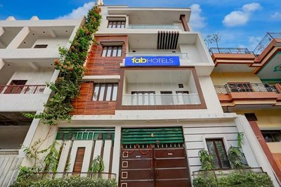 Fabhotel Kashi
