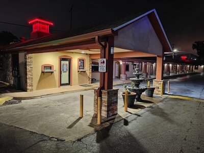 Deluxe Inn - Savannah