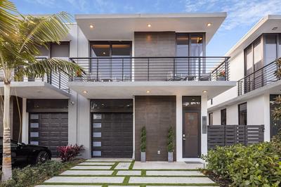Coral Ridge Playtime - Gorgeous Private Pool Home Close To Everything! 3 Bedroom Townhouse by Redawning