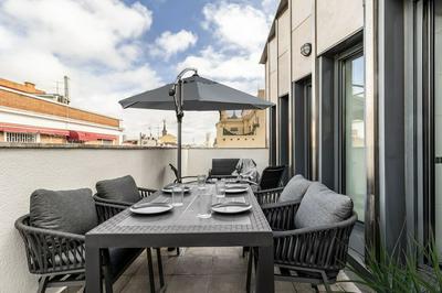 Dono - 3 Bedrooms Apartment in Chueca