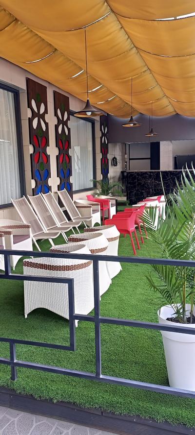 Platinum Cocotiers Hotel