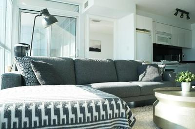 City Place 2 BDRM Downtown with Parking