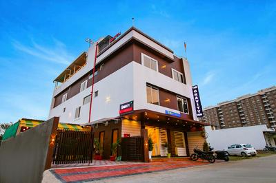 Fabhotel The Gravity Inn