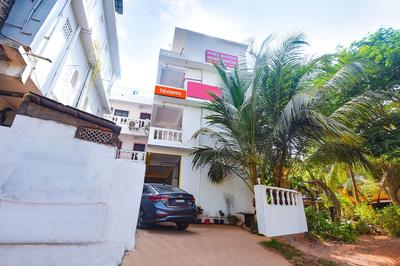 FabExpress Neelratna, Calangute